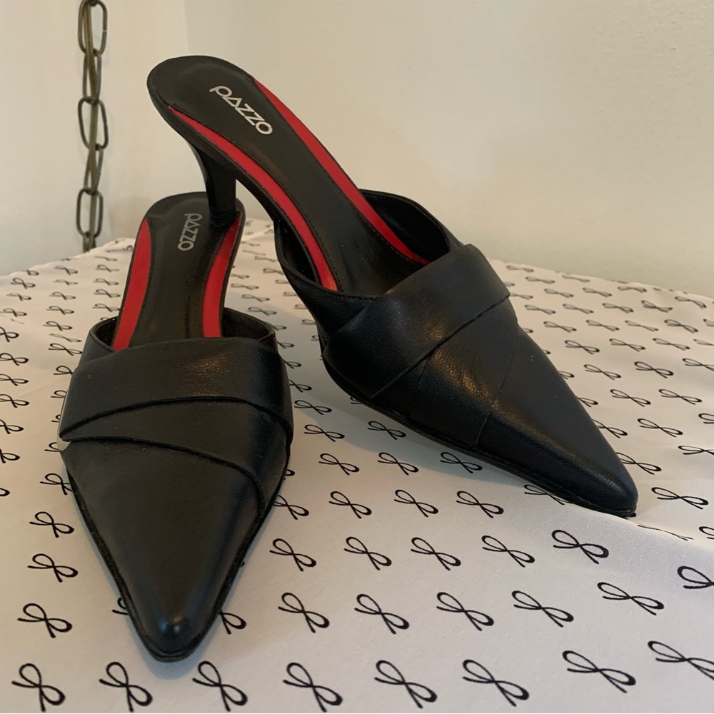 Pazzo Black Leather Kitten Heel Mules - Picture 2 of 11